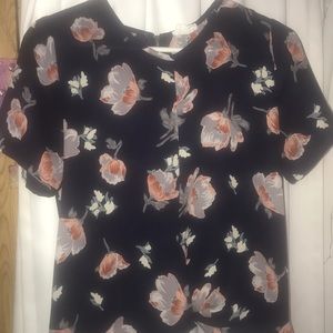 sienna sky cropped floral tee
